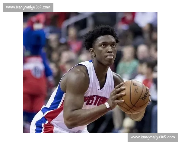 红牌时刻改写比赛走向的瞬间决定与命运转折全纪录深度解析与关键影响